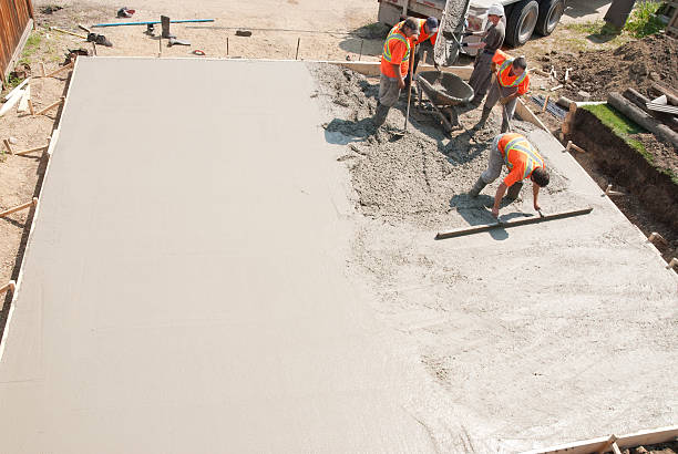 Best Commercial Concrete Contractor  in Pomeroy, OH